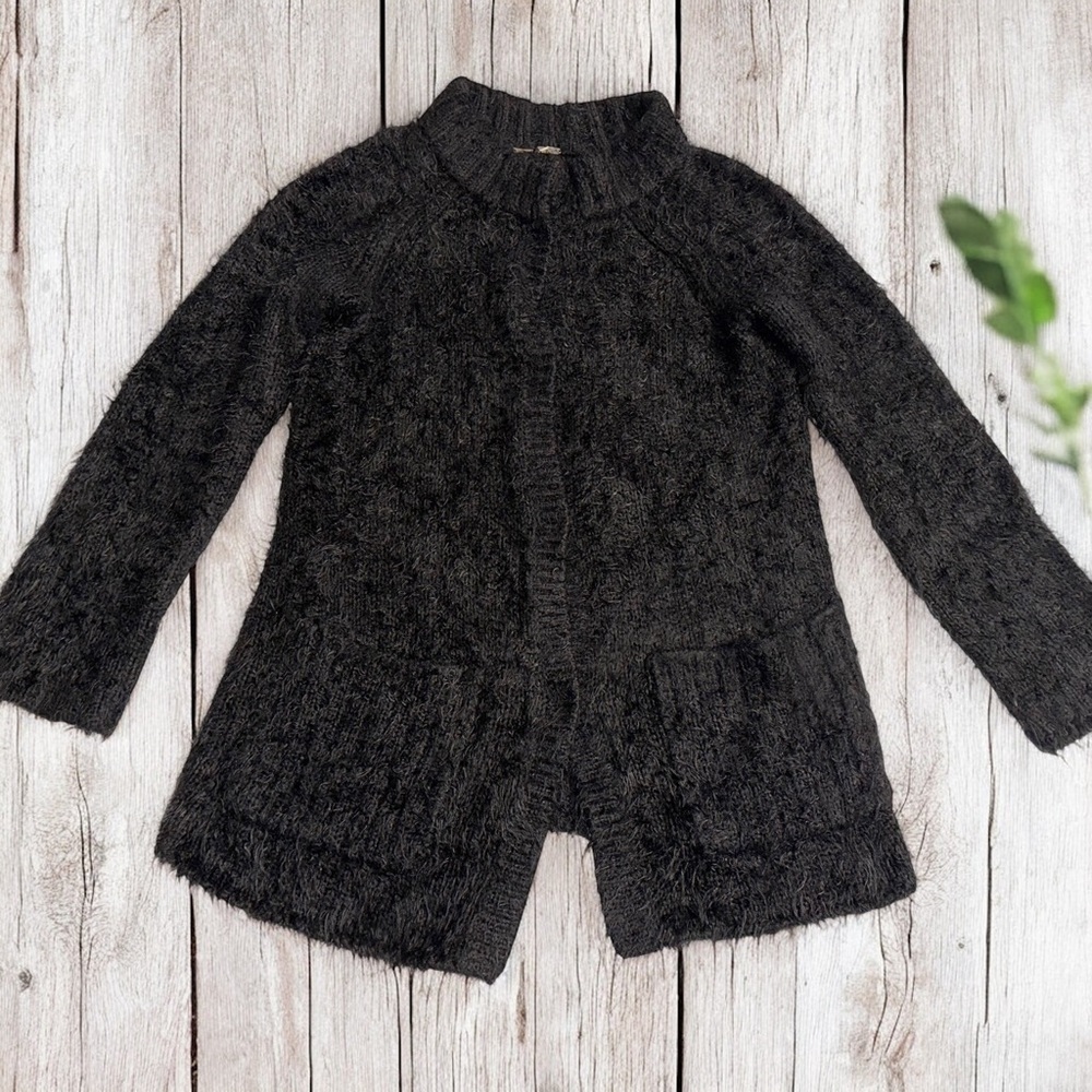 Free People Women’s Keep it Fuzzy Black Shaggy Faux Fur Cardigan Sweater Size M